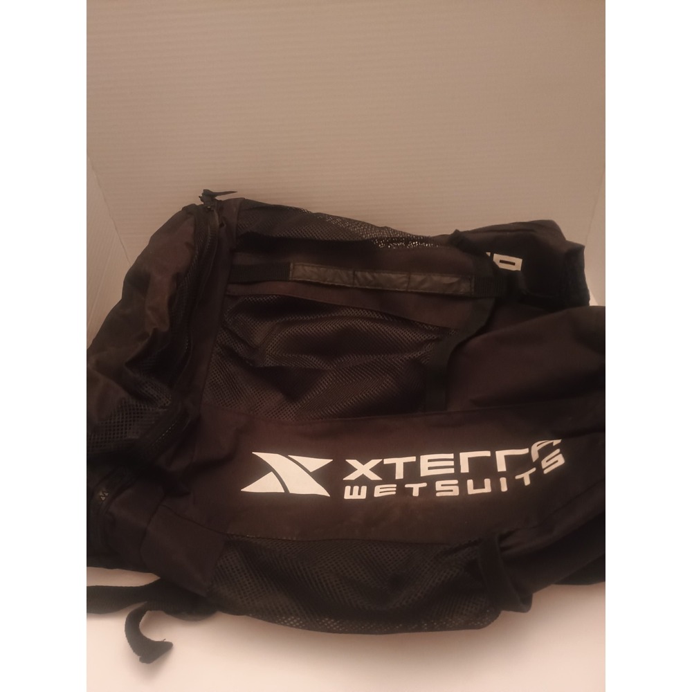 XRERRA Wetsuits Logo Black Mesh Detail Bag Top Bungee Closure Lots Of Pockets